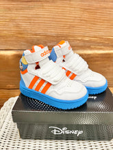 Load image into Gallery viewer, Adidas x Disney Mickey Mid Hoop Shoes Size 6K
