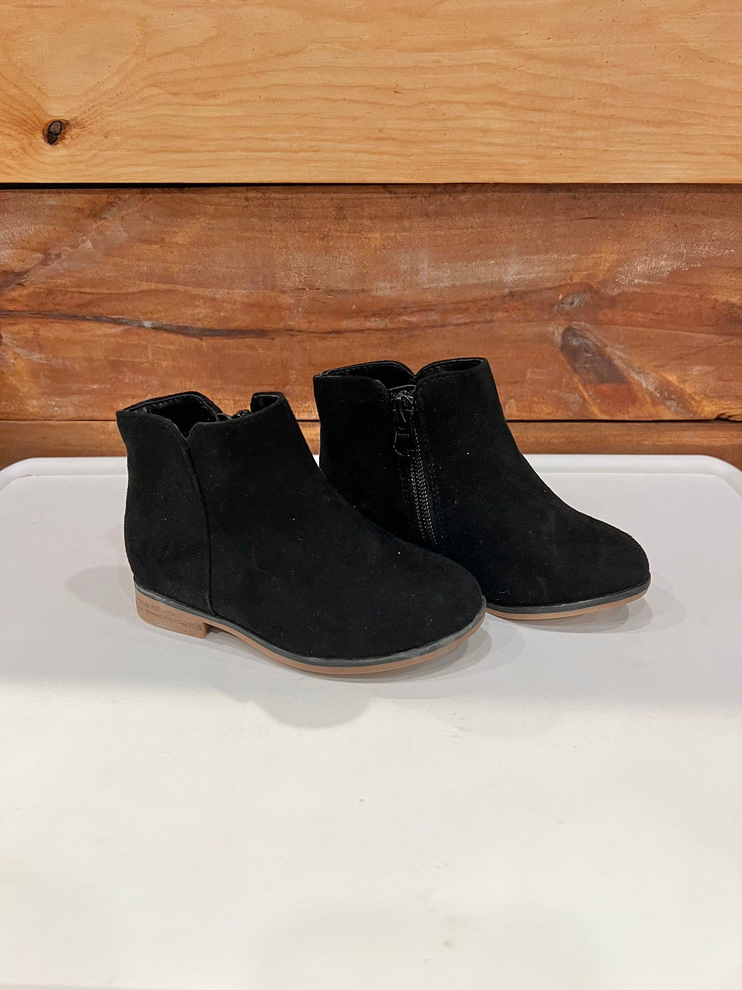 Cat & Jack Black Boots Size 7
