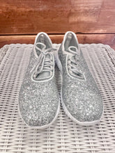 Load image into Gallery viewer, Weissman Sparkle Pop Dance Sneaker Size 3
