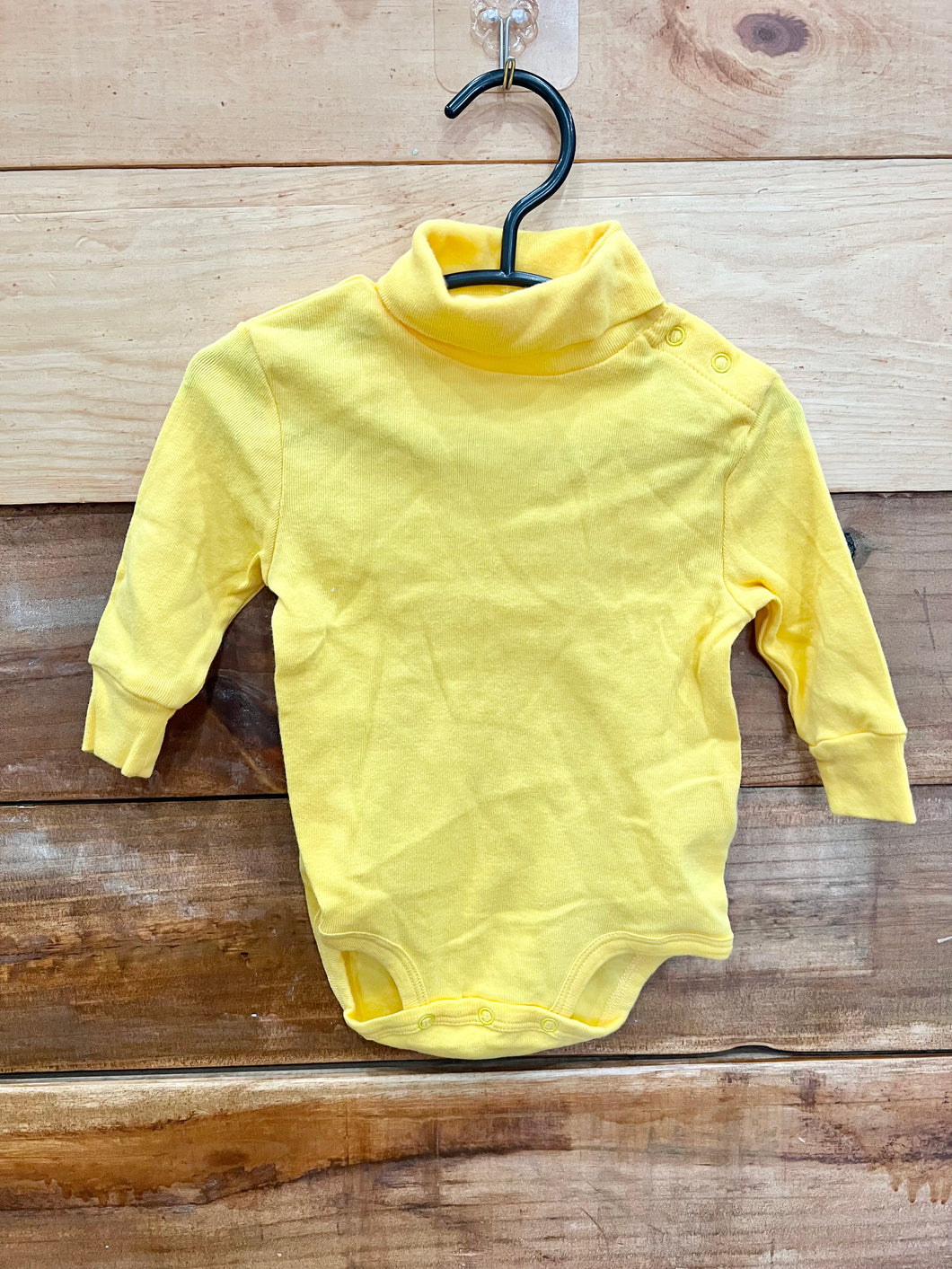 Levert Yellow Bodysuit Size 6-12m
