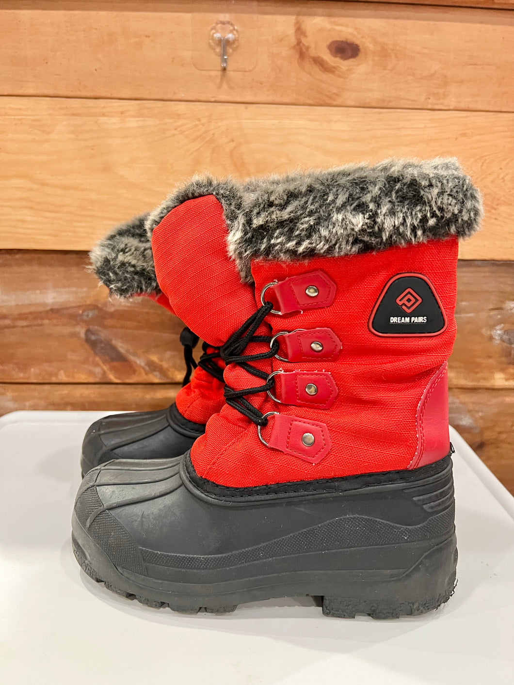 Dream Pairs Red Snow Boots Size 1 Youth