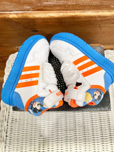Load image into Gallery viewer, Adidas x Disney Mickey Mid Hoop Shoes Size 6K
