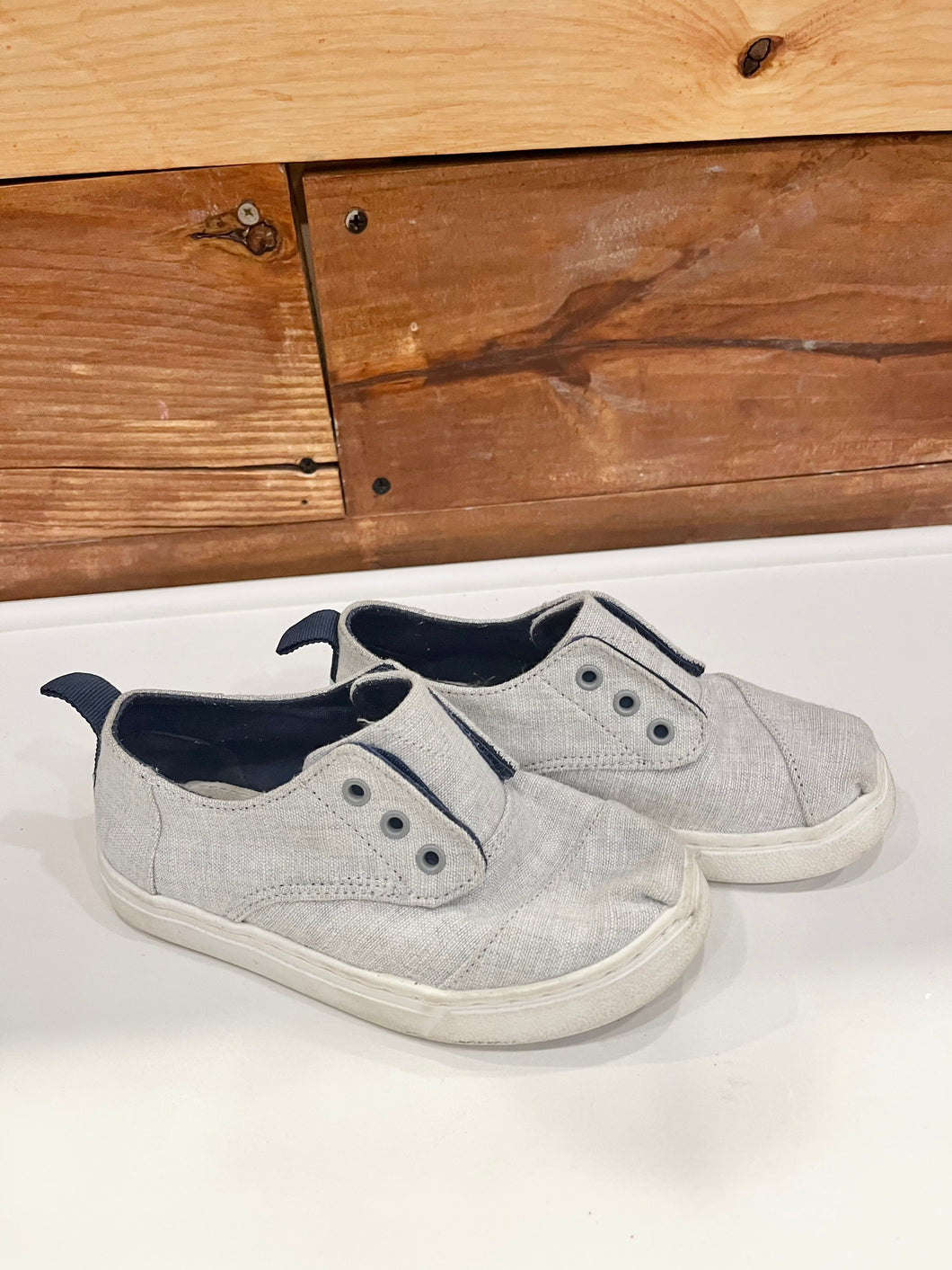 TOMS Gray Shoes Size 10T