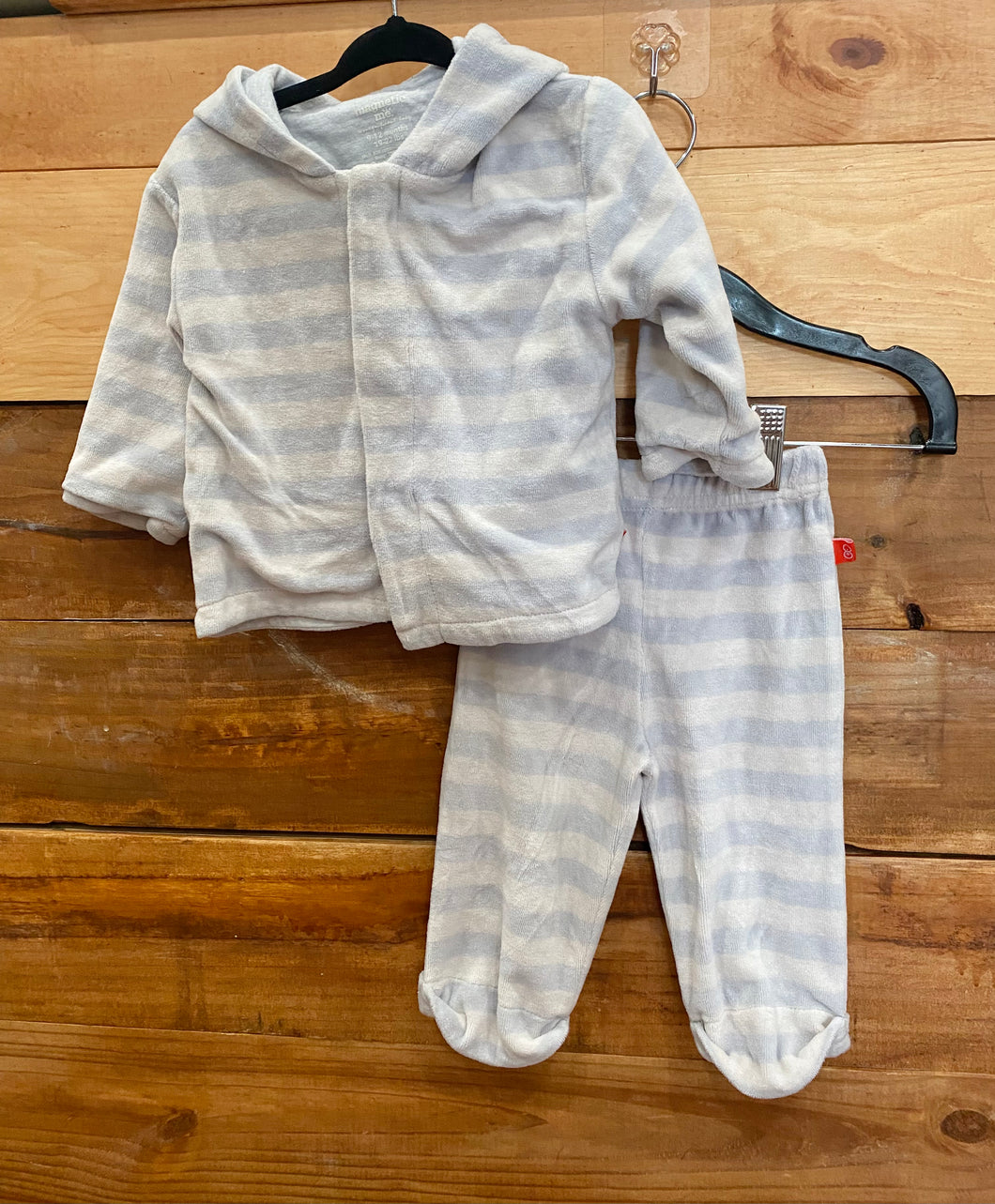 Magnificent Baby Blue Striped 2pc Outfit Size 9-12m