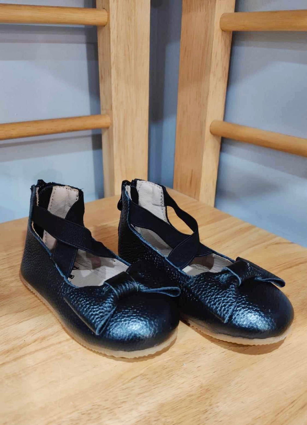 Riley & Co Black Bow Shoes Size 6